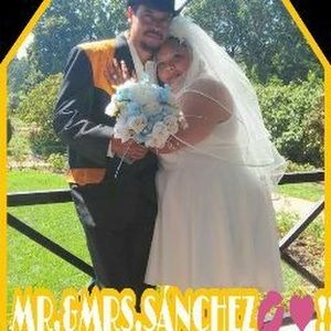 Meet your Posher, Antonia mireya